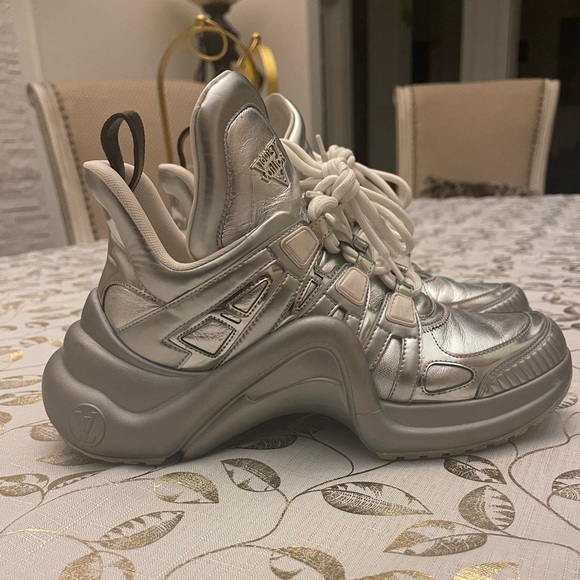 Louis Vuitton Archlight Tennis Shoes. Worn twice. Silver. Size 9. - Picture 2 of 15